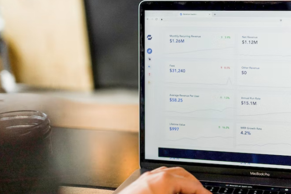 ��������Ӫ����ѵ�ĸ���_�۸����Ǯ