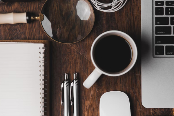 �����繤֤��ѵ�����ļҺ�_����