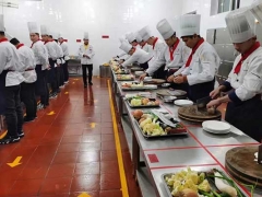 �����л����ʦѧУ��ַ�绰/