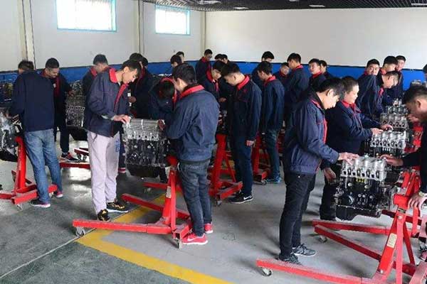 保定市虎振技校学汽修怎么样