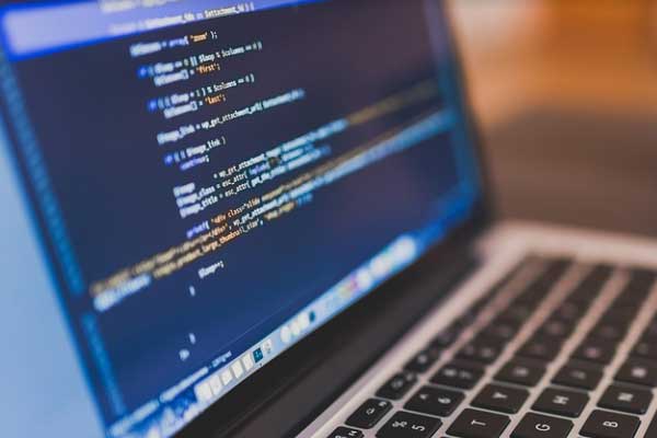 �Ͼ�������ά����ʦ��ѵ����Ҫ����Ǯ