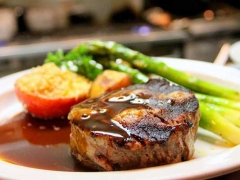 ��ɽɳϪ�����ѵ�ļҺ�/