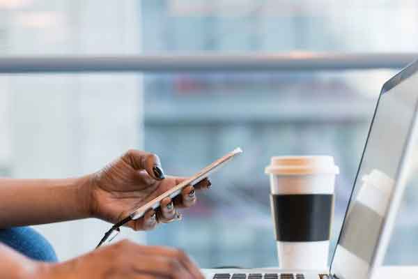 ̨����Ṥ���߿�����ѵ�����ĸ���