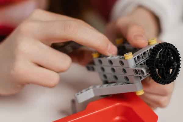 ��̶�������ٶ��˹����ܱ����ѵ��ĩ��γ�