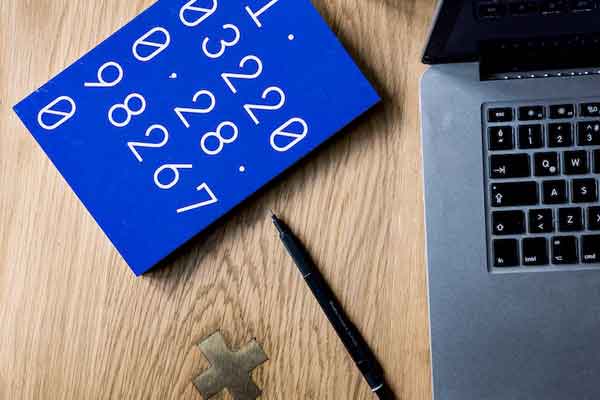 ���ͺ����м�����ʦ������������