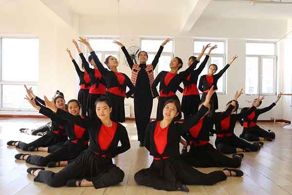 沈阳师联幼师中等职业学校学费