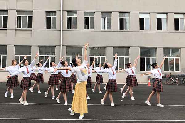 沈阳师联幼师中等职业学校图片