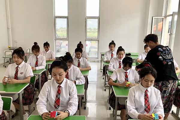 沈阳师联师幼学校好吗