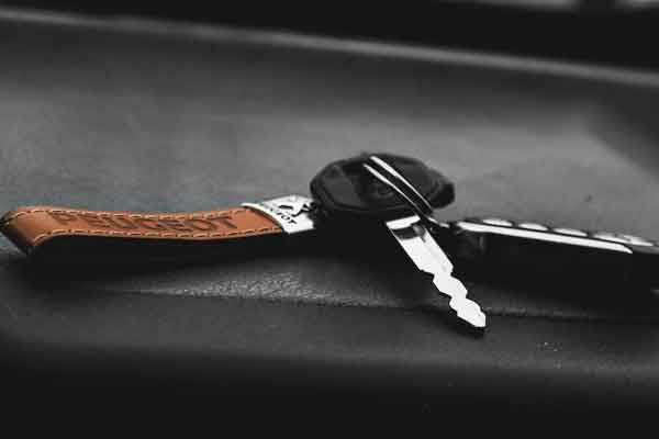 �����ҵ�����ʸ�֤��ô��