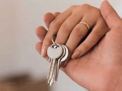 ������ҵ�����ʸ�֤��ô��/