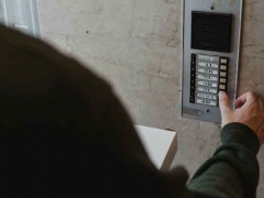 ������ҵ�����ʸ�֤��ô��/