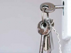 ������ҵ�����ʸ�֤��ô��/