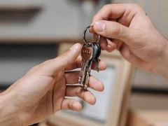 ������ҵ�����ʸ�֤��ô��/