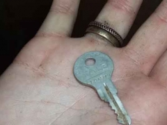 ������ҵ�����ʸ�֤��ô��/