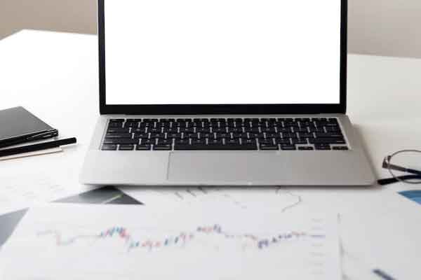 ���Ƹ����������д�ҵ�ʸ�֤��ѵ