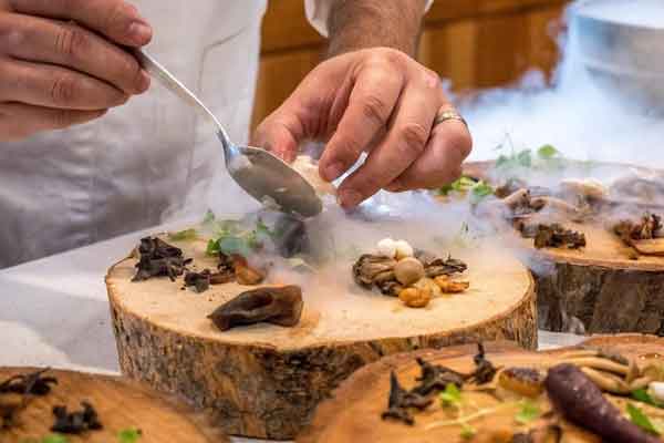 �ӱ���ʦѧУ����Щ