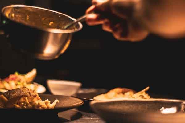 河北厨师一个月工资多少