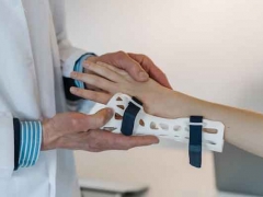 ������ʿ��רѧУ����Щ/