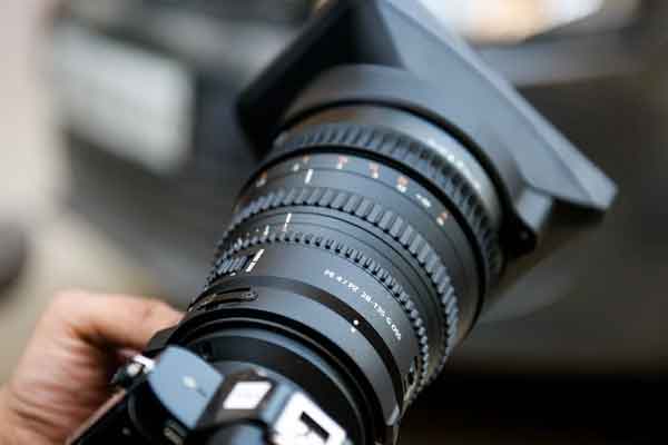 �ɶ���Ƶ������ѵ�����ĸ���