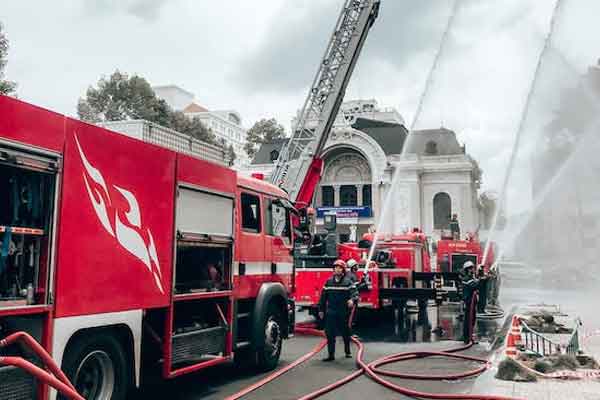  ����������ʩ����Ա֤��ô��