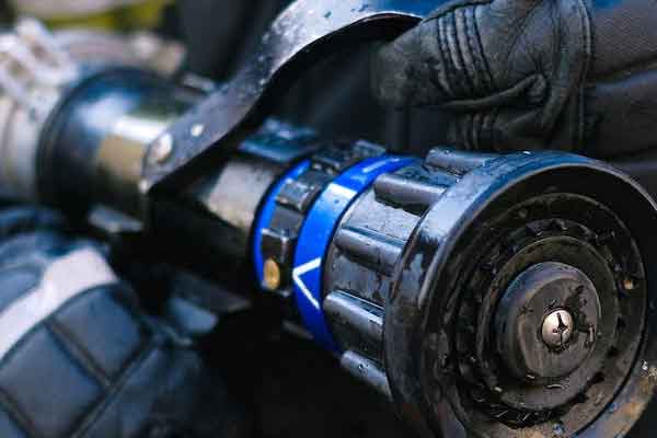  ����������ʩ����Ա֤��ô��