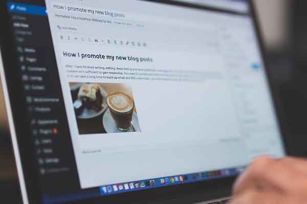 重庆学web前端开发培训班学费价格