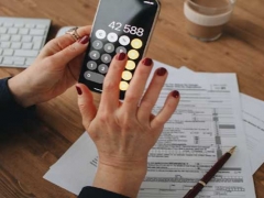 Ǳ���ʺͻ����ѵѧУ��ô��/