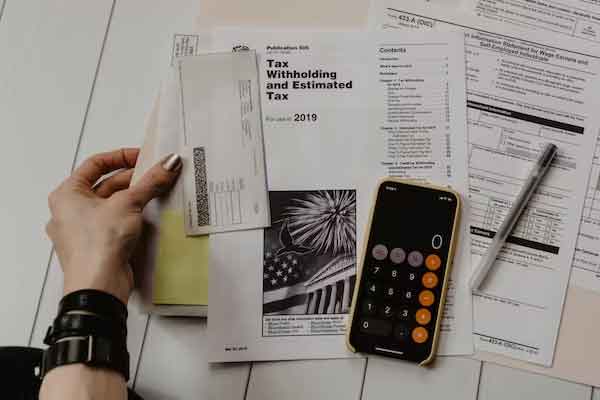 �����ʺͻ����ѵѧУ��ô��