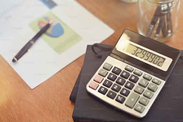 �˶��ʺͻ����ѵѧУ��ô��