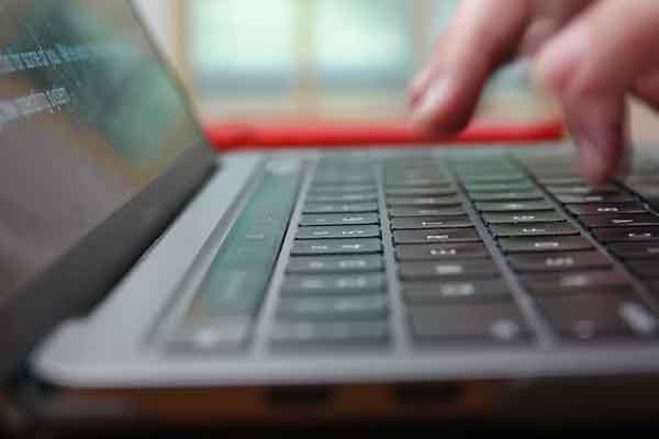 ��ʩ�ʺͻ����ѵѧУ��ô��