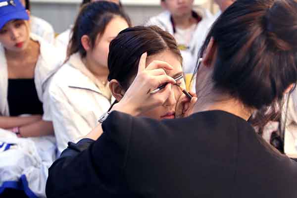 ����ͳ��ְҵ����ѧԺѧ��һ����