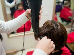 ����������ѵ�γ�/