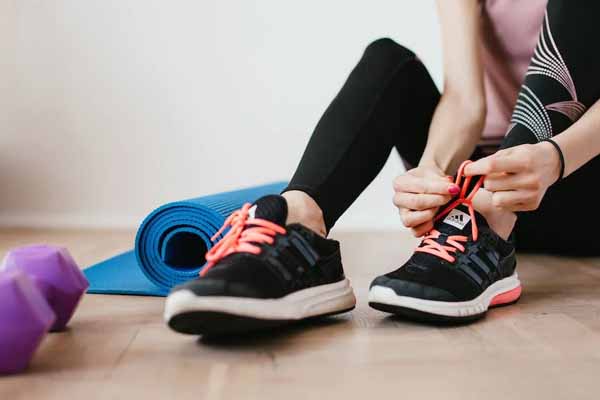 �����٤��ѵѧУ�ļҺ�_ѧ�Ѽ۸�