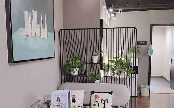 �����٤��ѵѧУ�ļҺ�_ѧ�Ѽ۸�