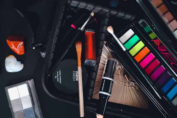 ����ѧ��ױȥ����ѧ��