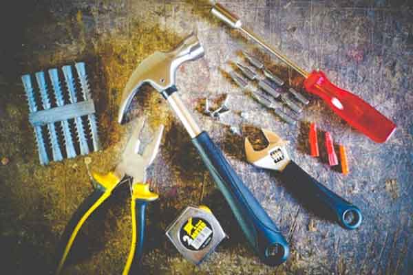 �����������ʦ������γ�